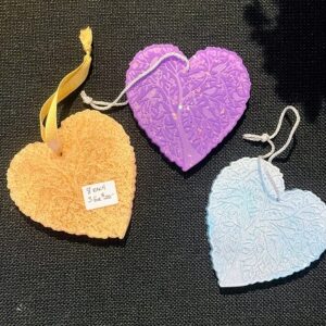 Resin heart ornaments